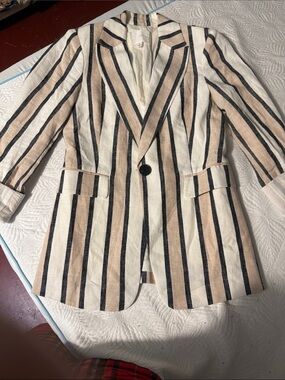 a loves a Striped Blazer Jacket in Cream & Black